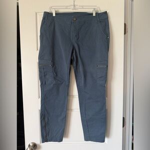 Athleta Boulder Cargo Pants